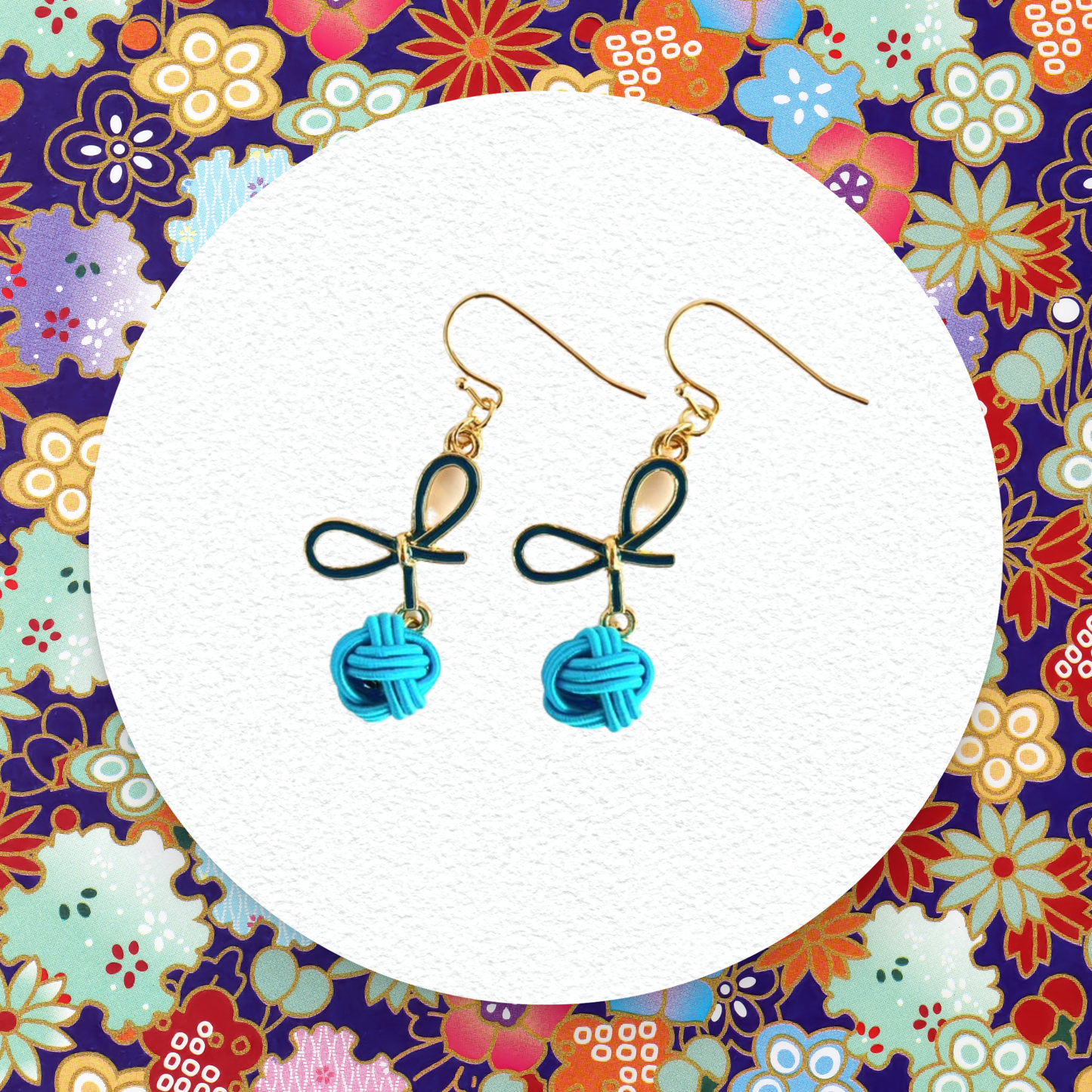 A blue color like the autumn sky | Earrings | Mizuhiki |  Handmade in Japan