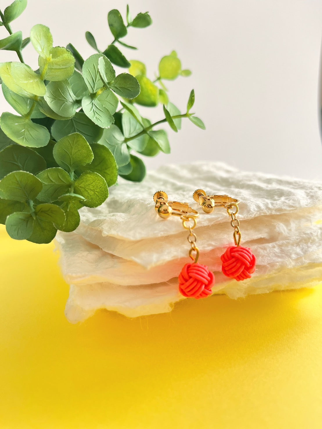 Beautiful Heavenly bamboo red in the snow  Earring | Mizuhiki | Handmade in Japan