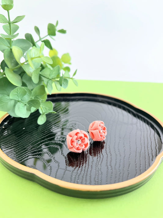 Colorful maiden camellia pink | Earrings | Tsumami-zaiku |  Handmade in Japan