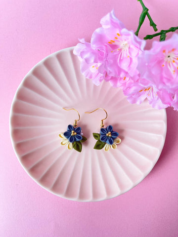 Spring Starflower Earrings | Tsumami-zaiku | Japan Handmade | Flower Arrangement Earrings | Sustainable Accessory | Casual Earrings | Best Gift Ideas | Eco Friendly Products