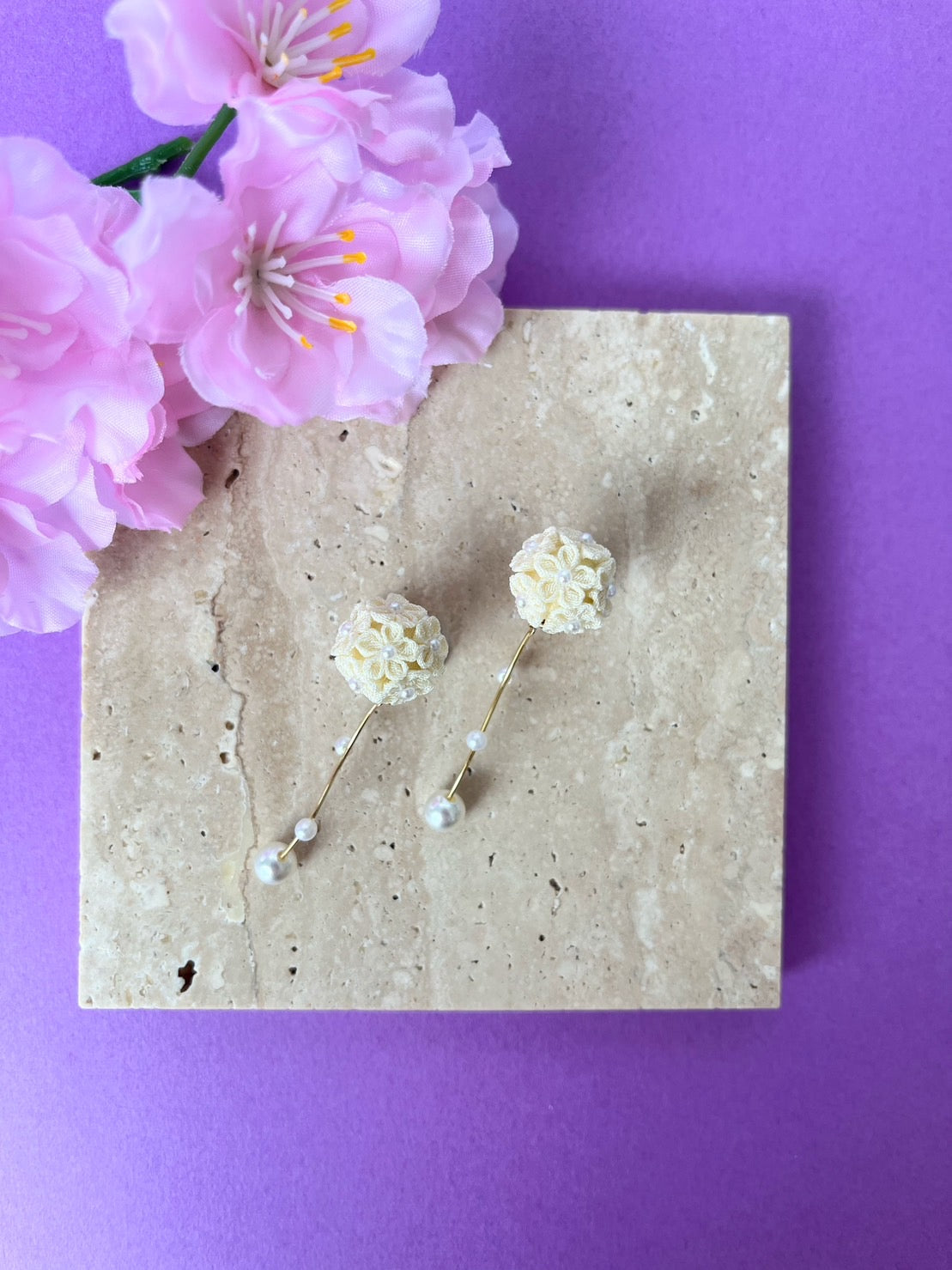White Gypsophila Earrings | Tsumami-zaiku | Japan Handmade | Flower Arrangement Earrings | Sustainable Accessory | Gorgeous Earrings | Best Gift Ideas | Eco Friendly Products