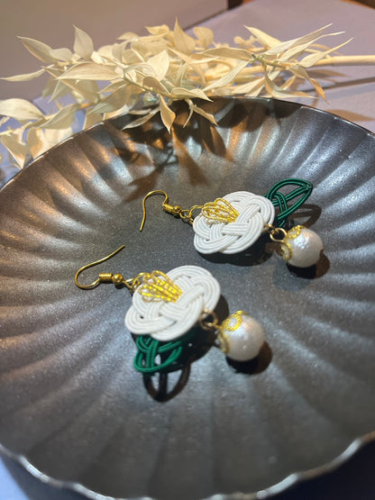 White camellia flower earrings for Women,  Japan Traditional Crafts, Sustainable Japanese Washi Paper Accessories, Ultra-lightweight, Earrings for Gifts